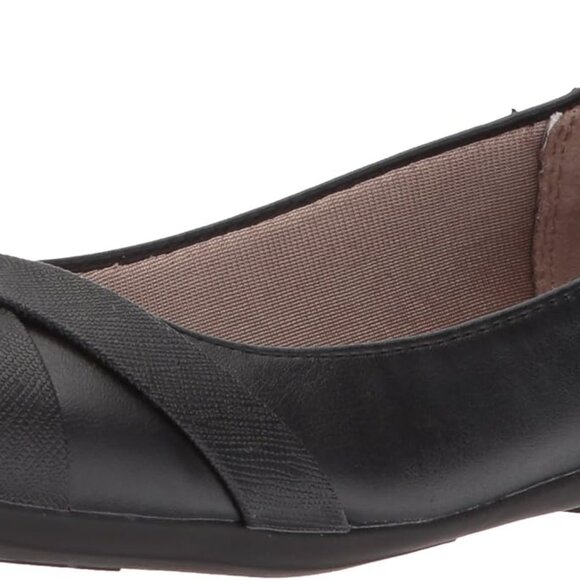 Women's Adalene Ballet Flat - Picture 1 of 8